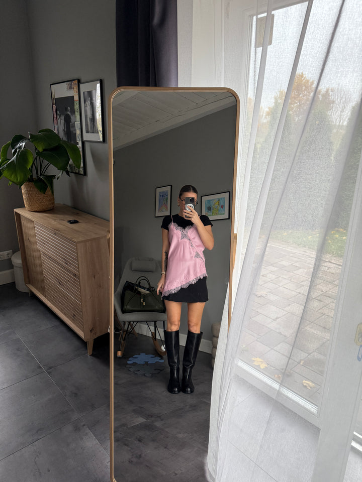 Satīna tops ar mežģīni