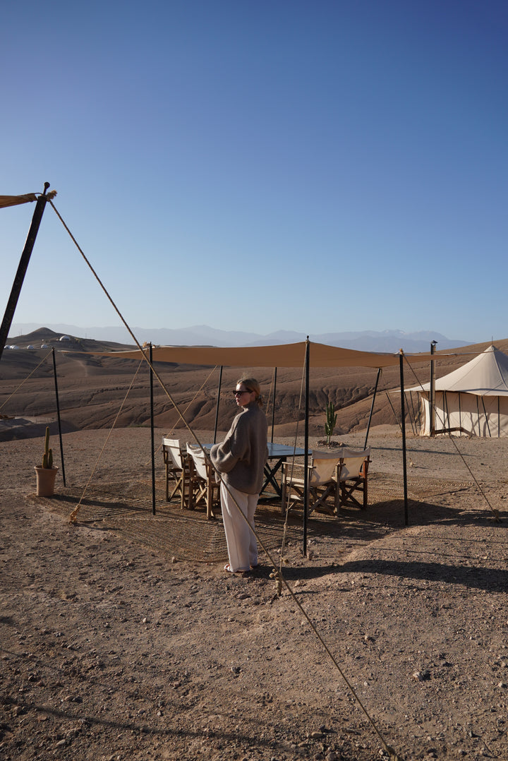 Pagarināts džemperis “Warm hugs”