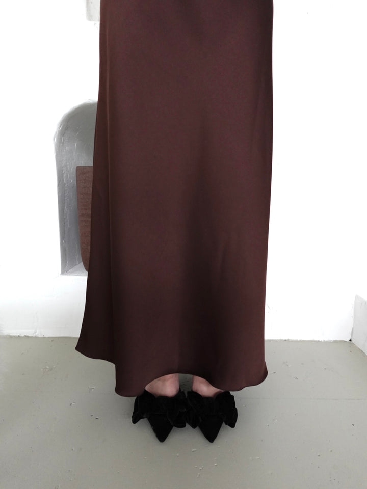 Satīna svārki