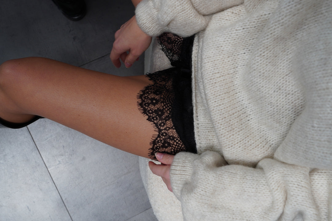 Šorti ar mežģīni